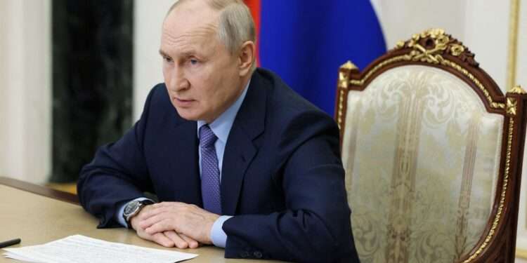 Putin now ignoring own military generals after humiliation in Ukraine