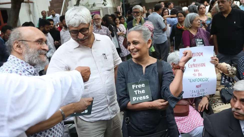 NewsClick: Raids on Indian media 'aim to muzzle free speech'
