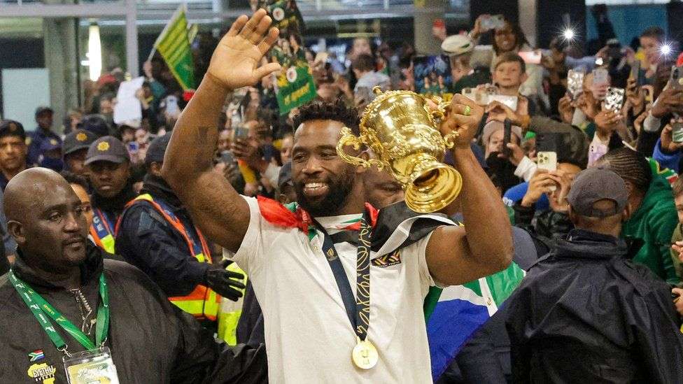 South Africa's Rugby World Cup champions get heroes' welcome