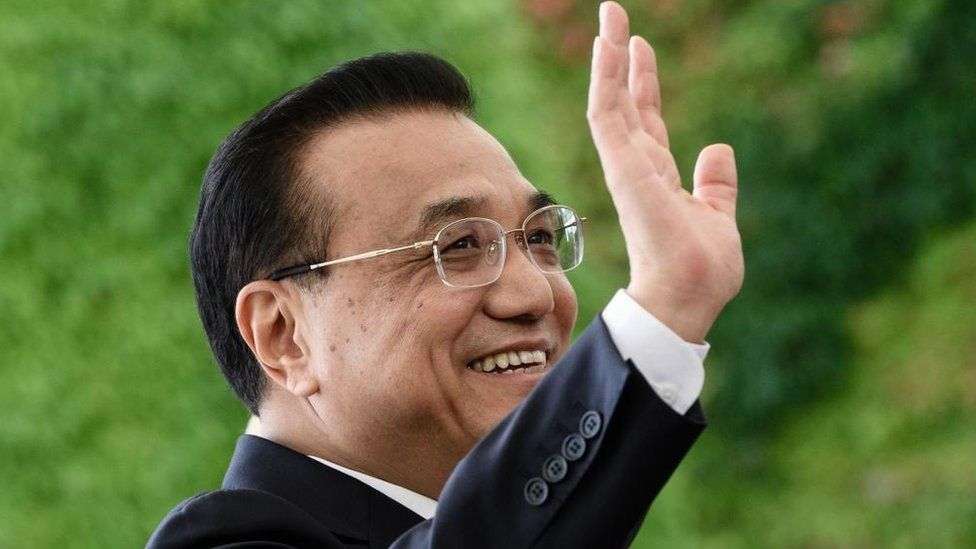 Chinese grieve popular ex-premier in quiet show of dissent