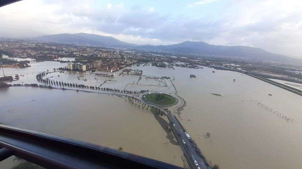 Floods ravage Tuscany leaving three dead