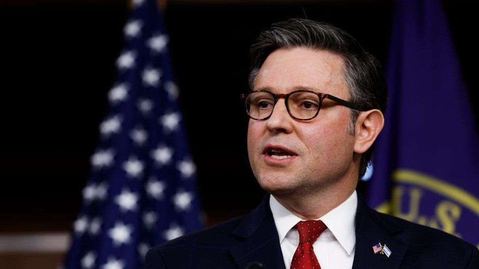 US House Speaker passes bill to avert shutdown with Democratic support