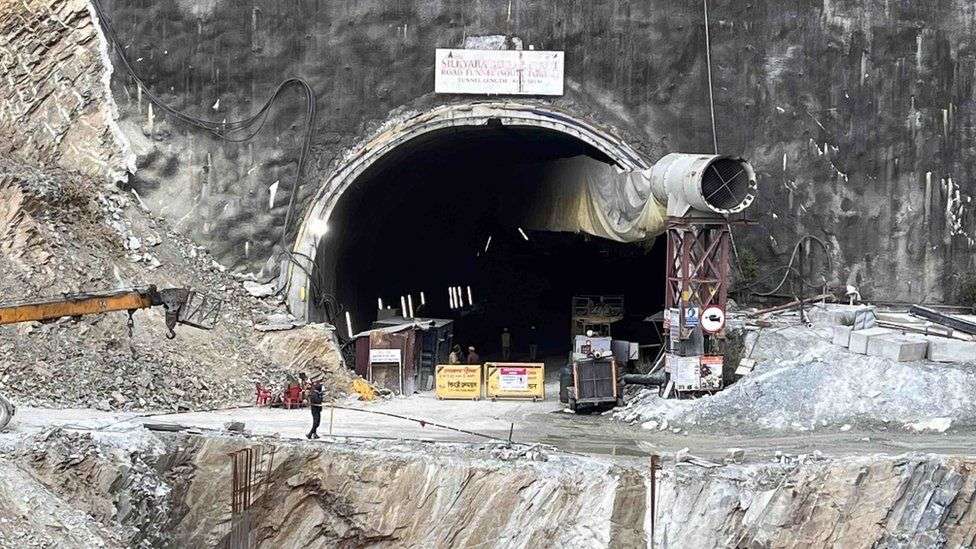 Uttarakhand tunnel collapse: Drilling machine brings hope to trapped Indian workers