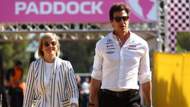 Lewis Hamilton says FIA inquiry into Toto and Susie Wolff 'unacceptable'