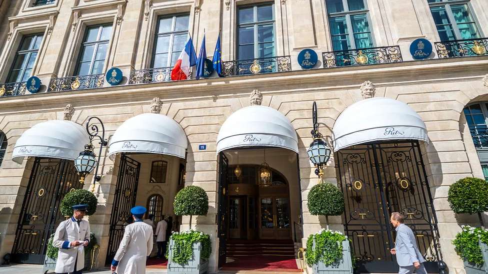 Paris Ritz: Missing €750k ring found in hotel vacuum bag