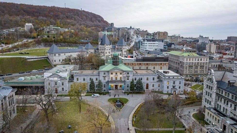 Quebec to raise fees and mandate French at its universities