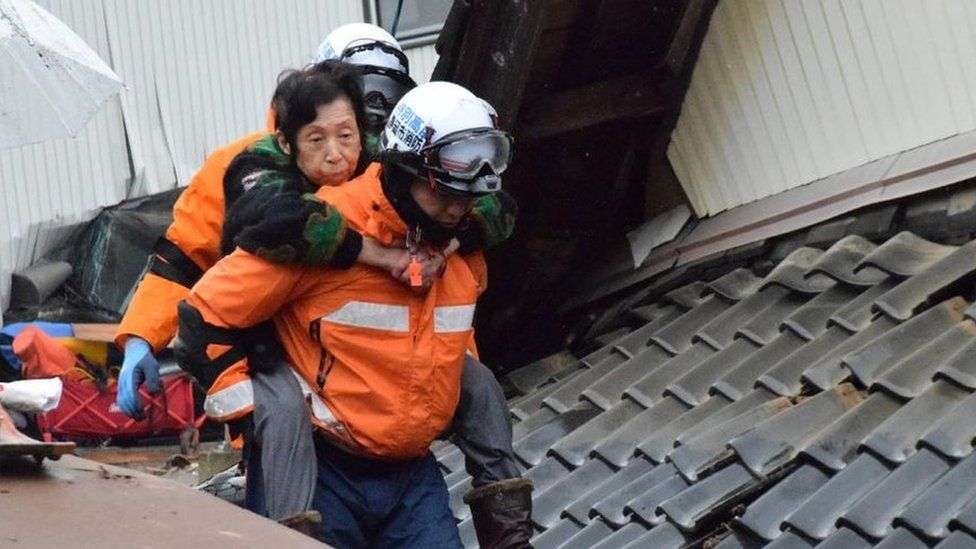 Japan earthquake: Race to find survivors as critical 72-hour window closes