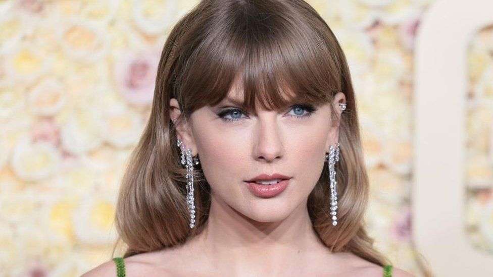 Taylor Swift: Man charged with stalking near singer's New York home