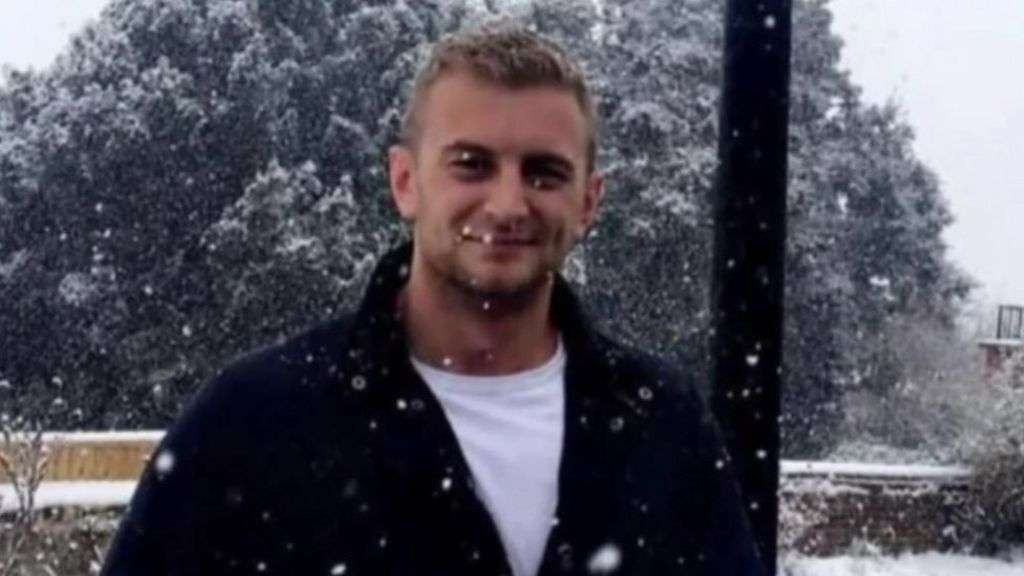 Liam Trimmer: UK man dies at his engagement celebration in Australia