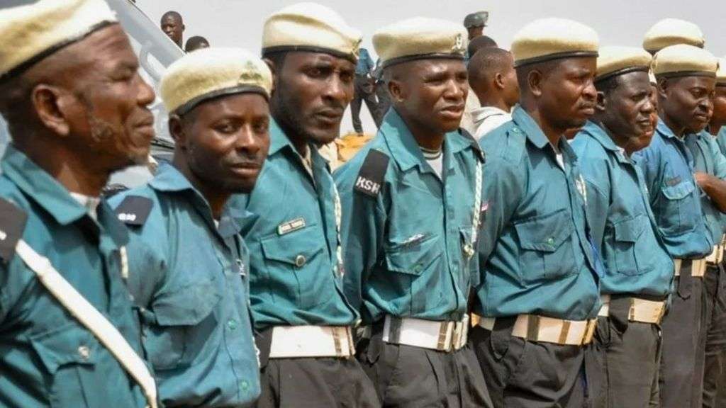 Nigerian Islamic police in Kano arrest non-fasting Muslims during Ramadan