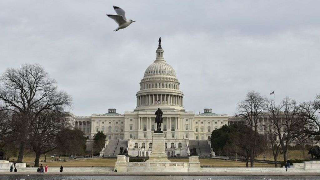 Congress vote averts US government shutdown