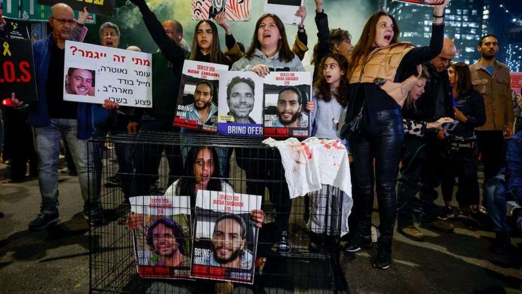 Israeli hostages’ relatives arrested at protest as Gaza talks break down