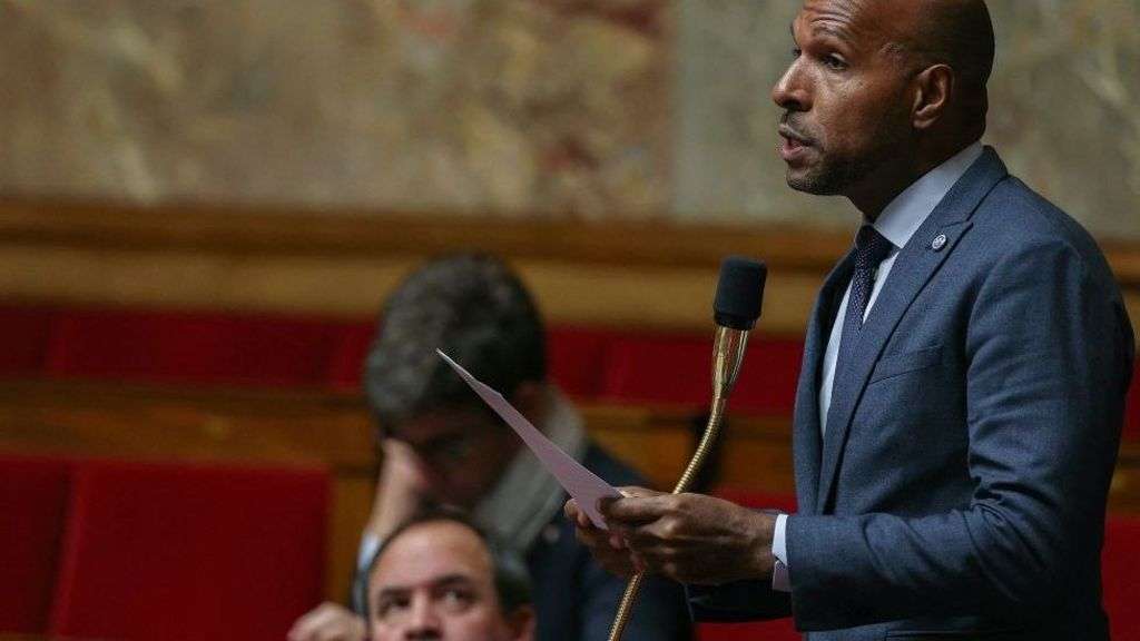 French parliament backs bill against hair discrimination