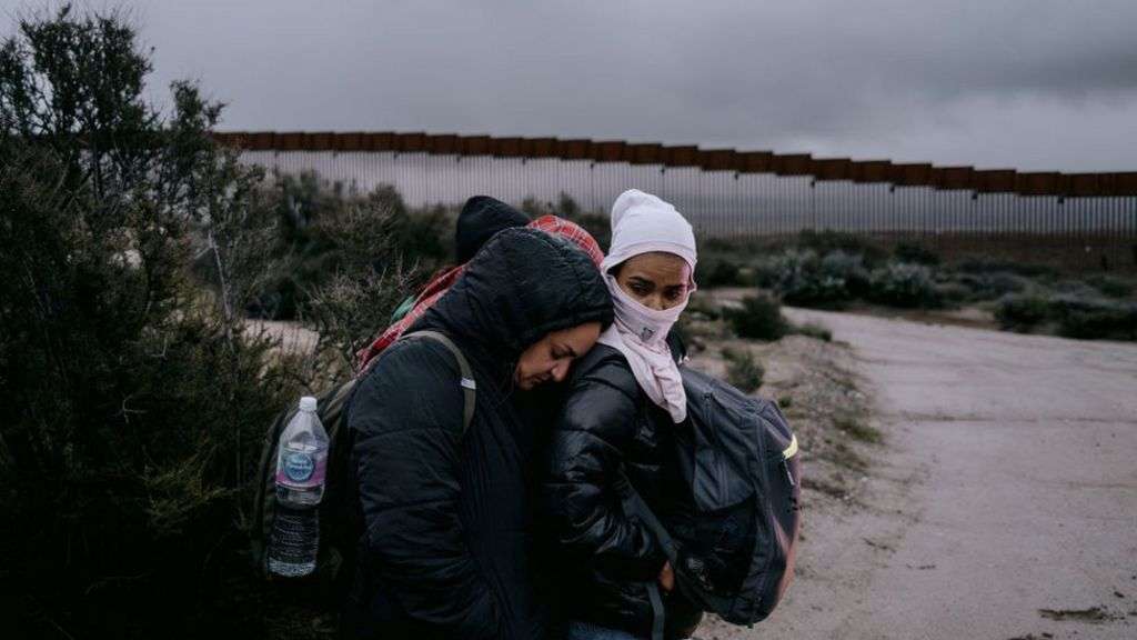 US migrant crisis shifts from Texas to California border