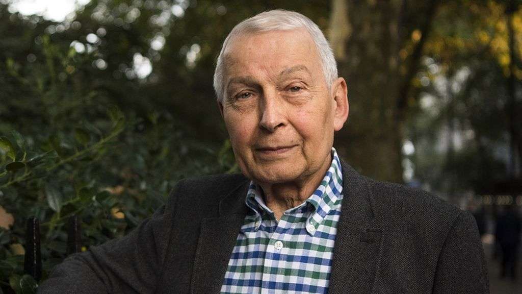 Former Labour minister Frank Field dies aged 81