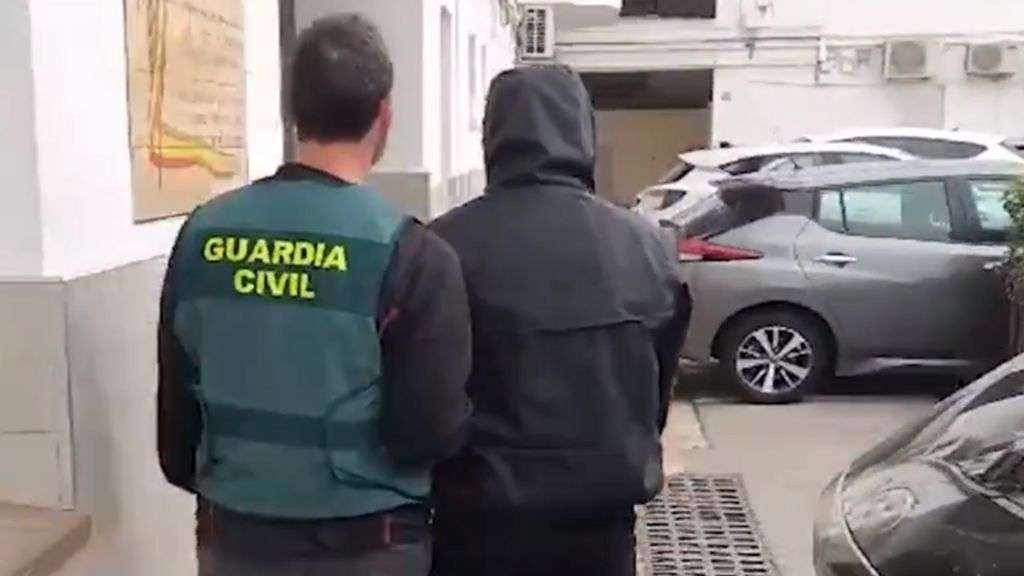WhatsApp scam: More than 100 arrested in Spain for 'son in trouble' fraud