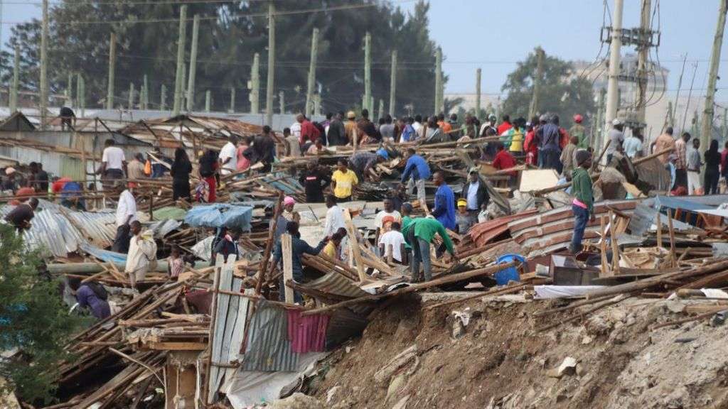 Kenya floods: Nairobi homes demolished as Cyclone Hidaya approaches