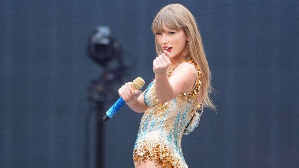 Taylor Swift fans are Enchanted at Wembley Stadium