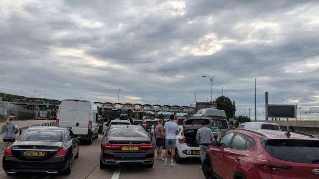 More than two-hour delays at Eurotunnel LeShuttle