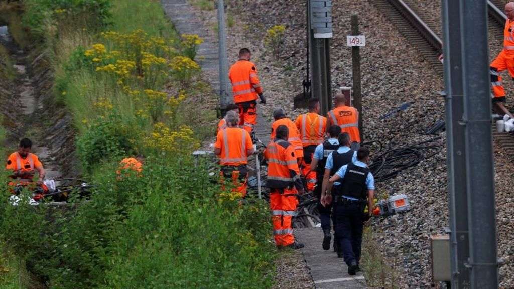 French rail sabotage causes chaos as Paris Olympics open