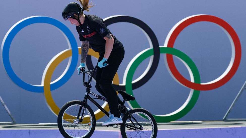 Defending champion Worthington misses out on BMX freestyle final