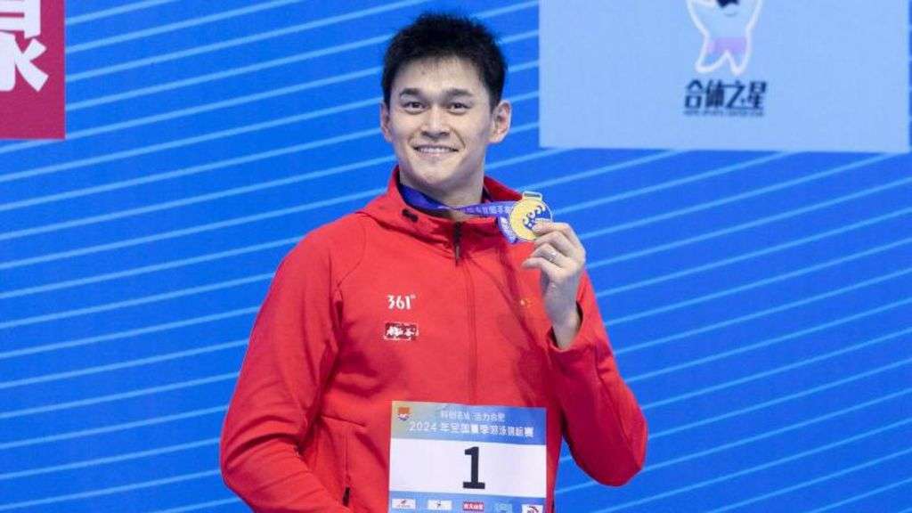 China's most decorated swimmer back after drugs ban