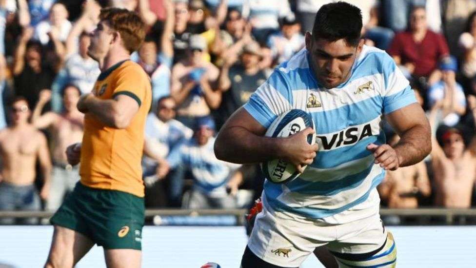 Argentina condemn Australia to biggest Test defeat