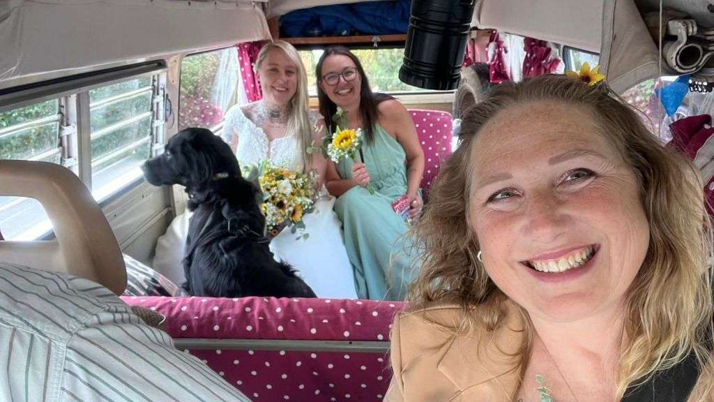 Kind strangers save stranded bride's wedding day