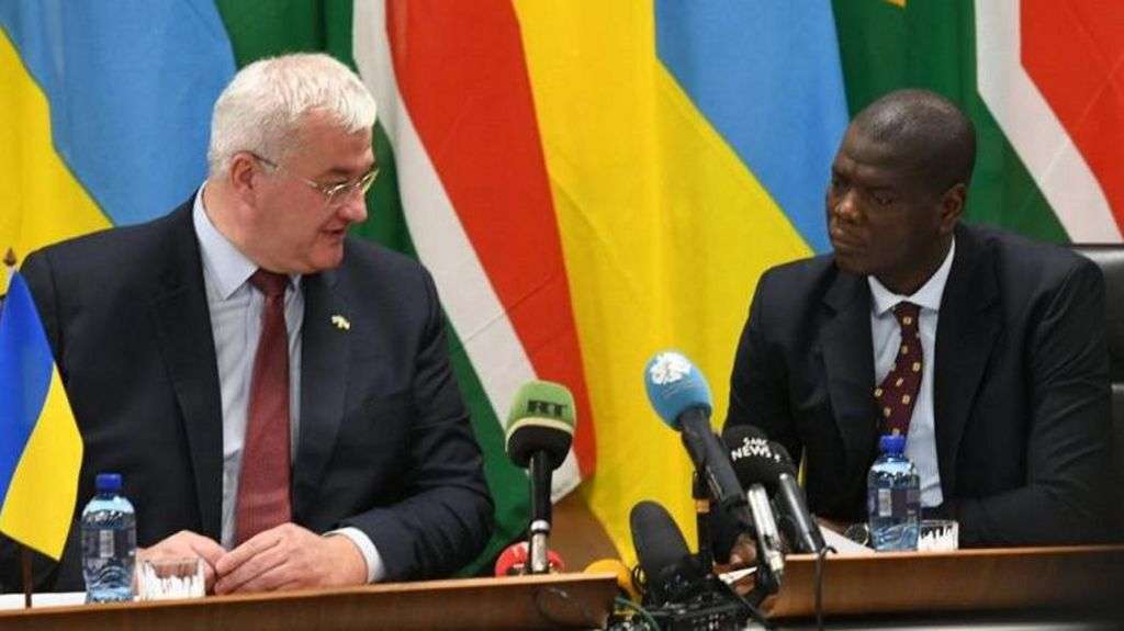 South Africa government split over Ukraine visa deal