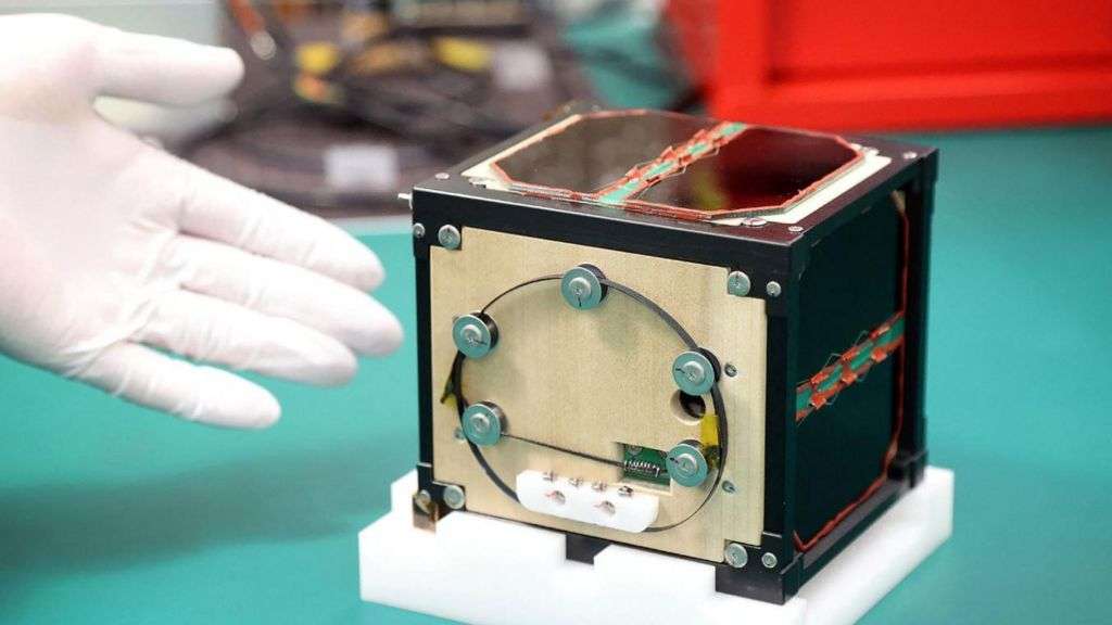 World's first wood-paneled satellite launched into space