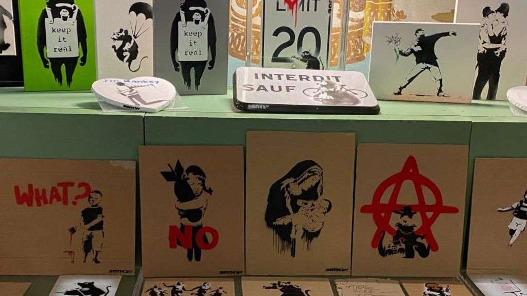 Italian authorities bust 'Banksy forgery ring'