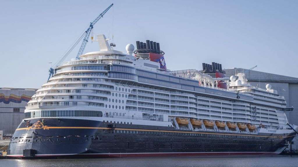 Disney cruise ship rescues four people from sinking catamaran