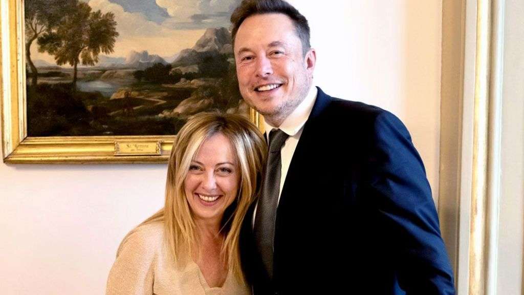 Musk rebuked after siding with Meloni on Italy's foreign migrant centres