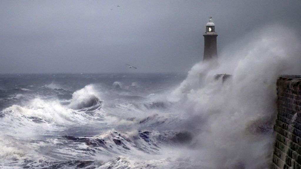 Storm Bert to bring high winds and threat of flooding