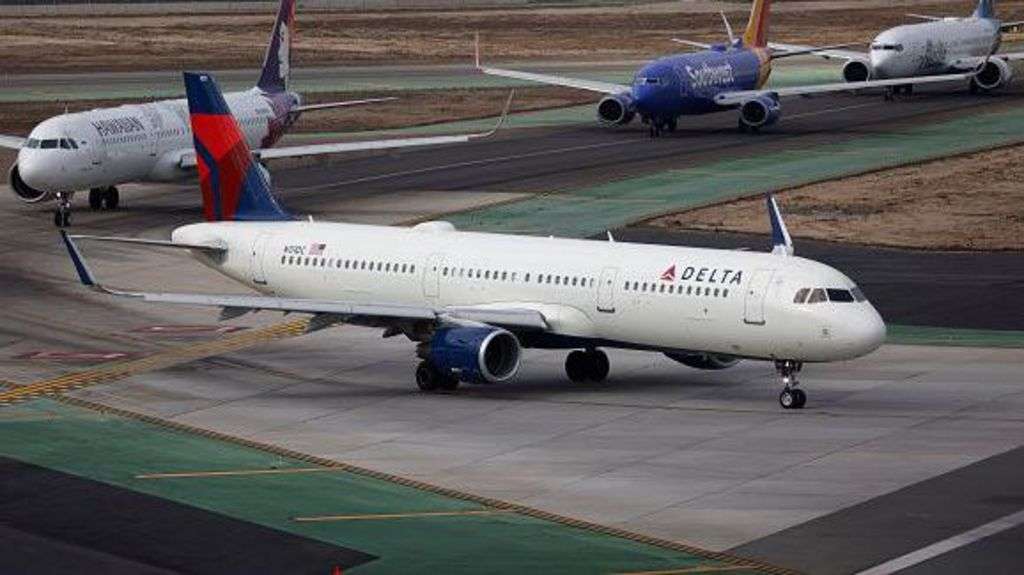 Stowaway caught on Paris flight attempts to claim asylum