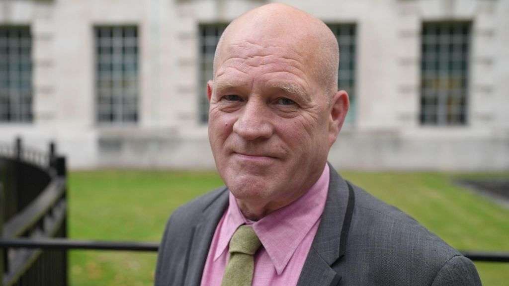 Banned LGBT veterans to get up to £70,000 in compensation