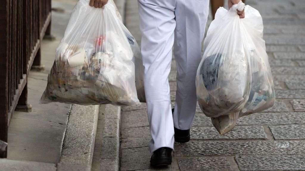 Japanese city to name and shame people who break rubbish rules