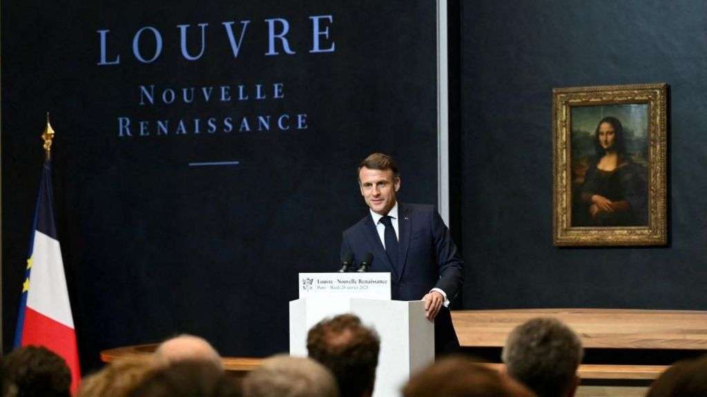 Mona Lisa to be moved as part of major Louvre overhaul