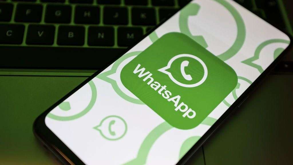 Spyware firm cuts Italy access after alleged targeting of activists - reports