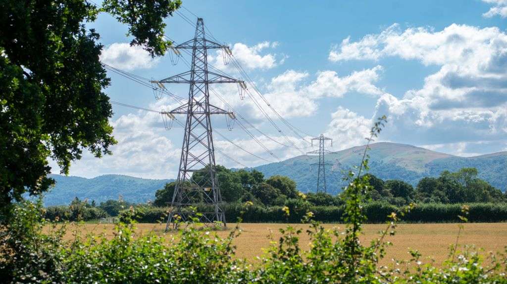 Pylon route power line goes to final consultation