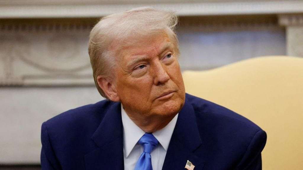 Trump says $5m 'gold card' immigration visas will 'sell like crazy'