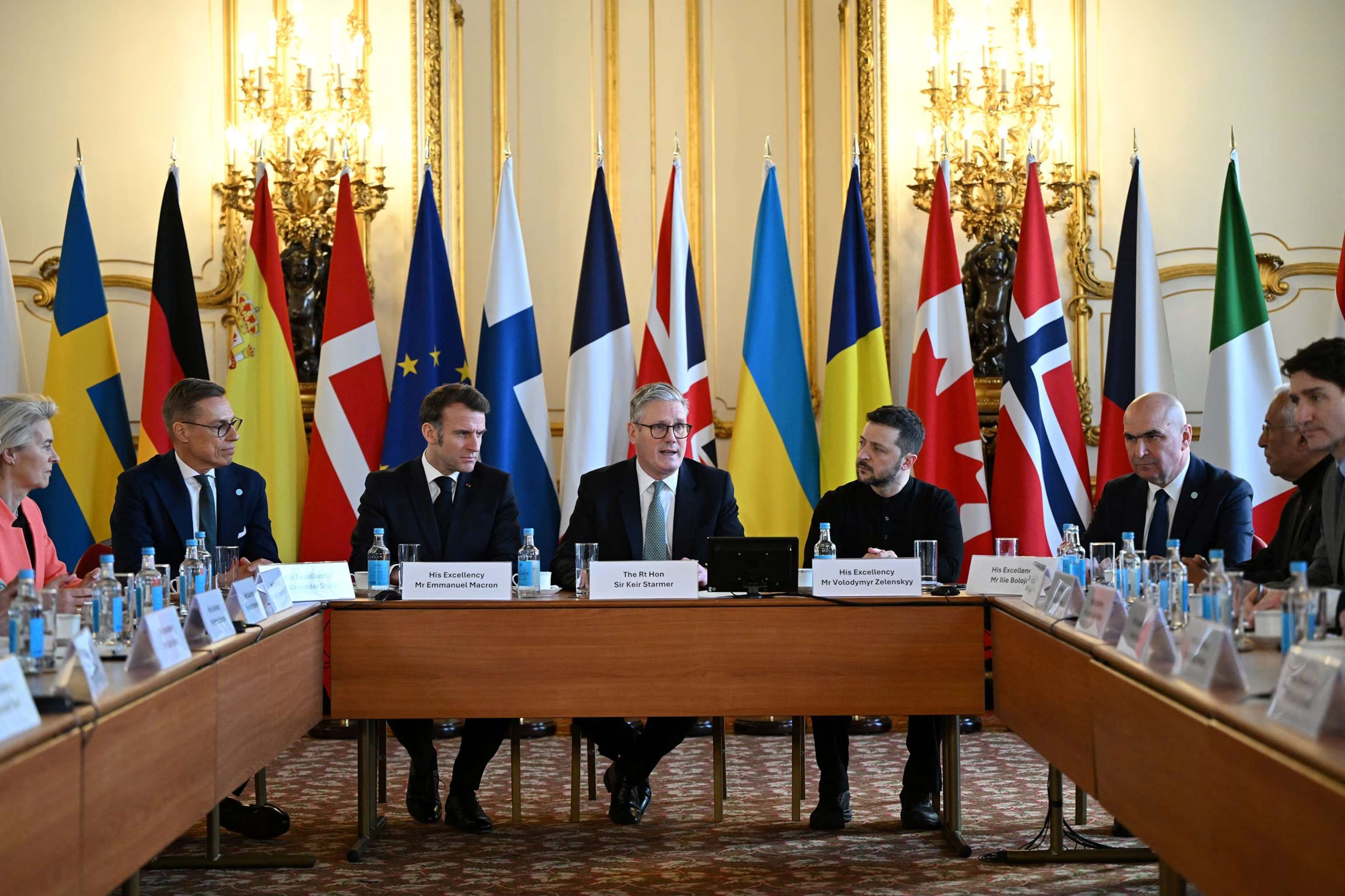 UK and France to present Ukraine peace plan to Trump, PM says