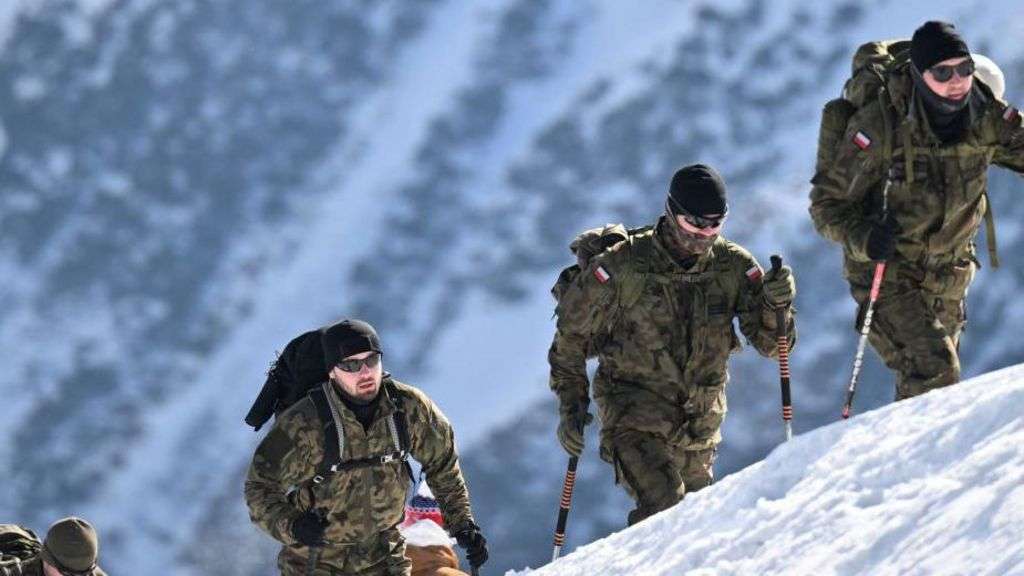 Poland announces military training plan for all men