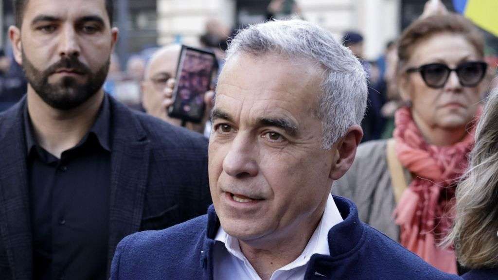 Romanian far-right populist appeals against poll ban