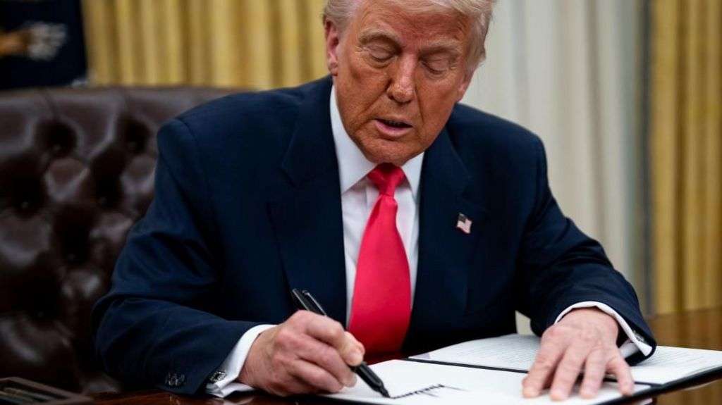 Trump to order dismantling of US education department