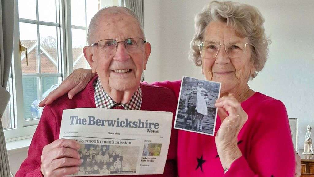 How an old school photo helped reunite childhood sweethearts after 85 years