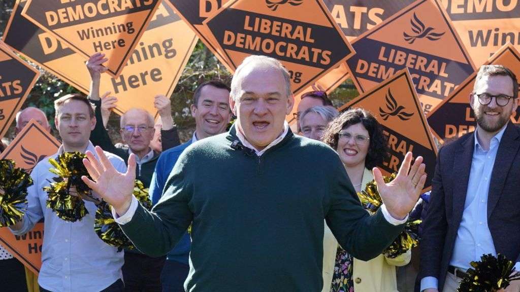 Lib Dems aim to become 'party of Middle England'