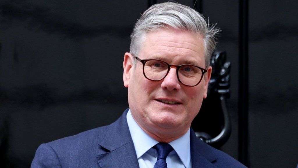 Starmer does not believe trans women are women, No 10 says