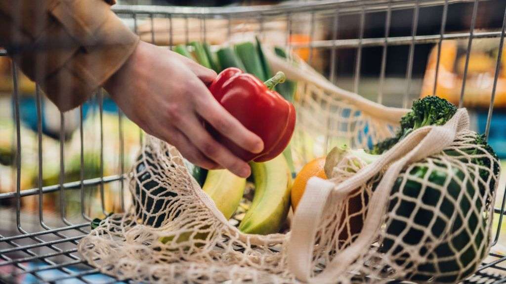 Make healthy food more appealing, government tells supermarkets