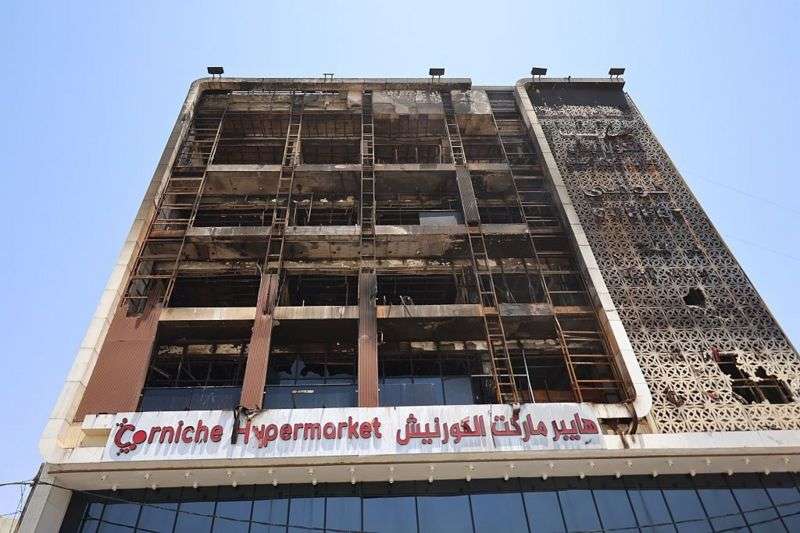 Iraq's shopping centre fire leaves 61 dead, many missing